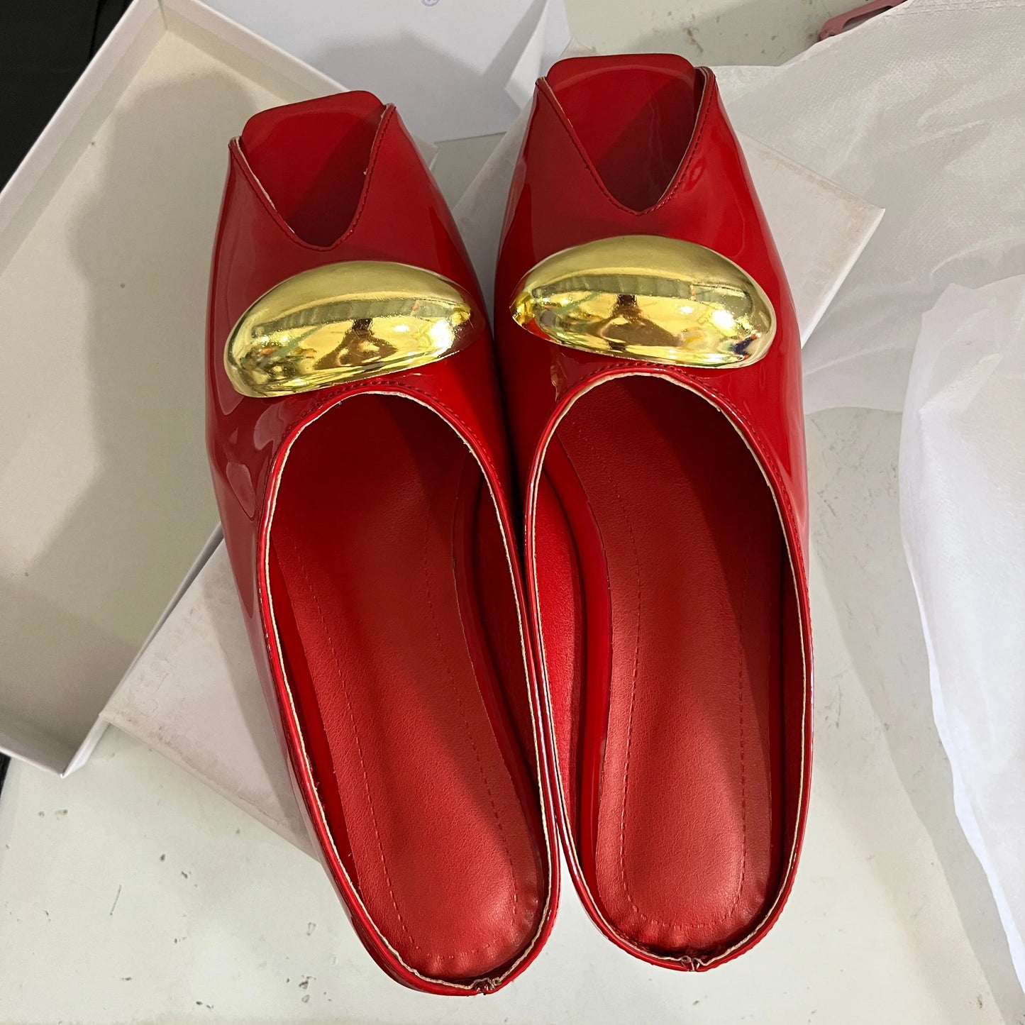 2025 new leather elegant temperament metal buckle fish mouth slippers fashionable flat shoes cool slippers summer trend
